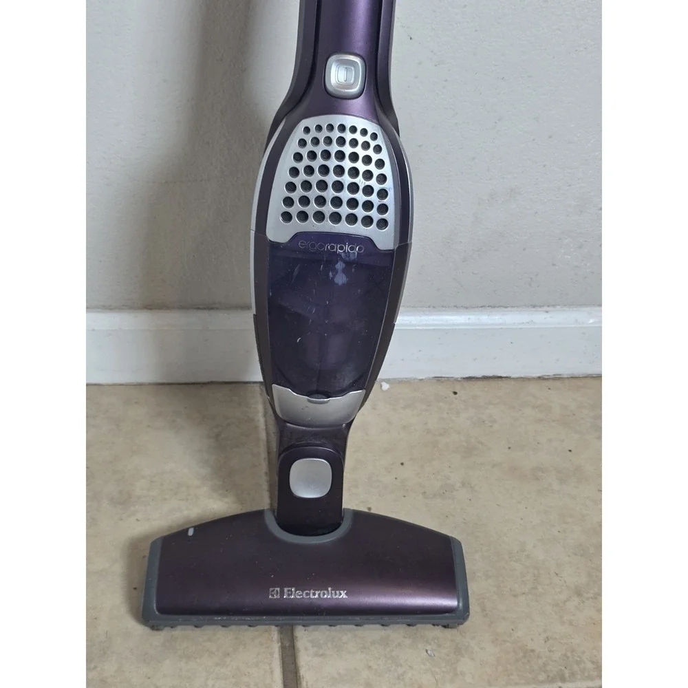 Electrolux Ergorapido Ultra Cordless 2-in-1 Vacuum Cleaner Purple w/Charger